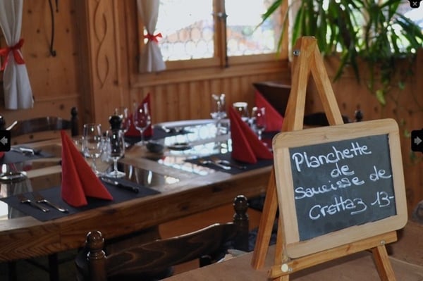 Le fleuron qu'était le restaurant Le Chaussy est à vendre aux Mosses 5