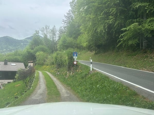 Unique en son genre : demi-chalet à Chamby 2