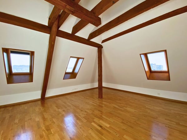 Superbe duplex mansardé de 1.5 pcs offrant 140 m² habitables 8