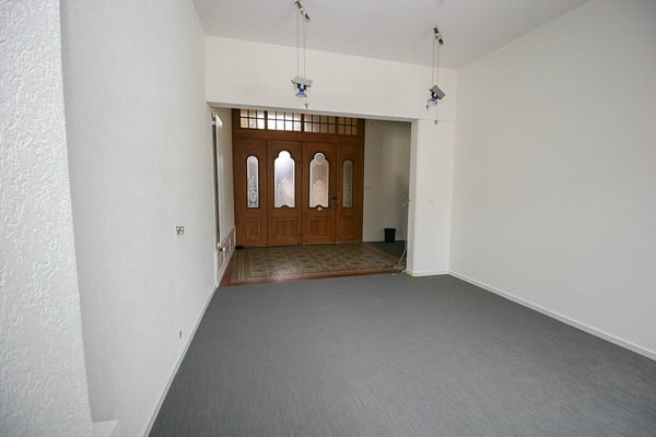 Locaux d'exception de 260 m2 dans immeuble de caractère 12