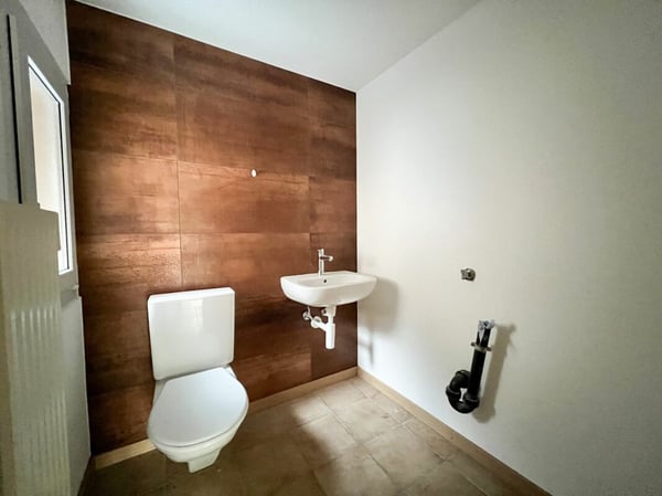 Appartement de 2 pièces rénové avec jardin privatif 7