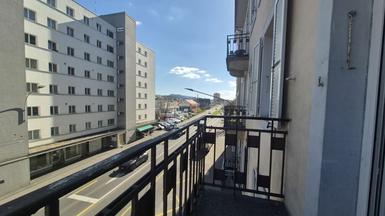Lumineux 4 pièces avec balcon plein sud - Proche de toutes commodités