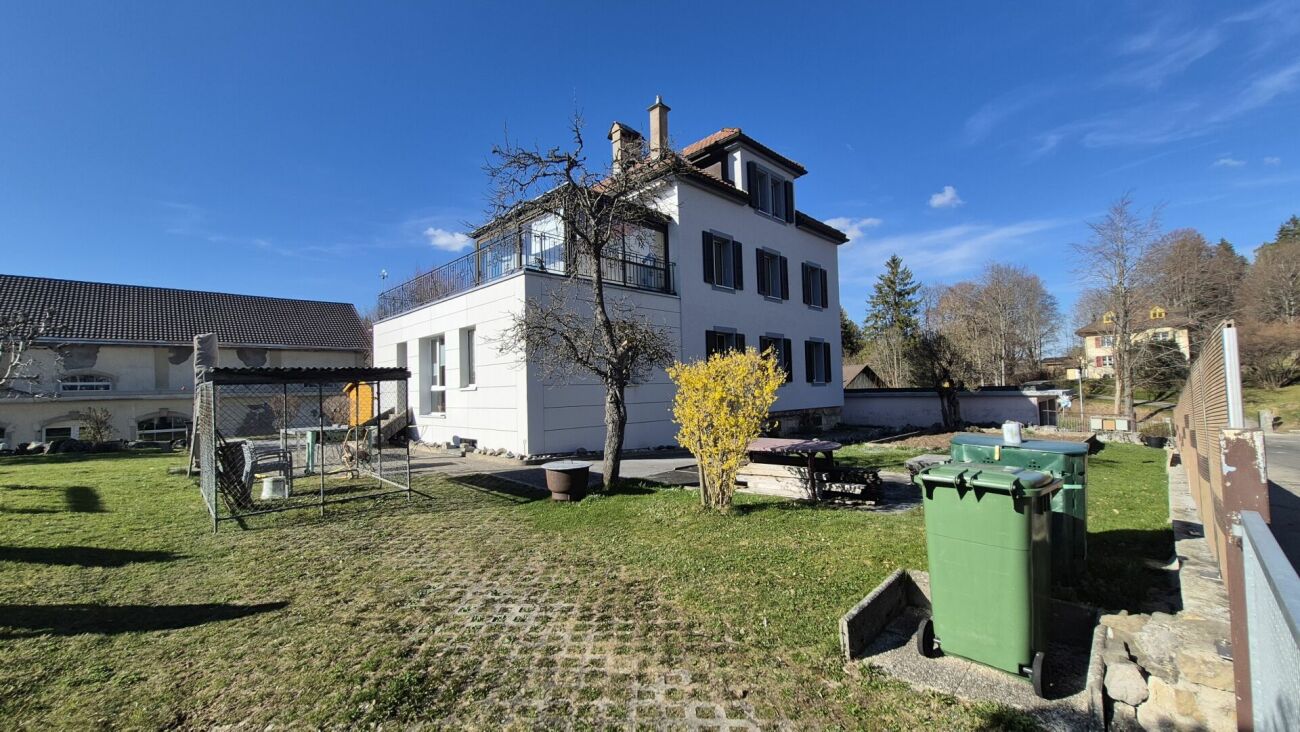 Appartement meublé de 2 pièces plein de charme au Locle