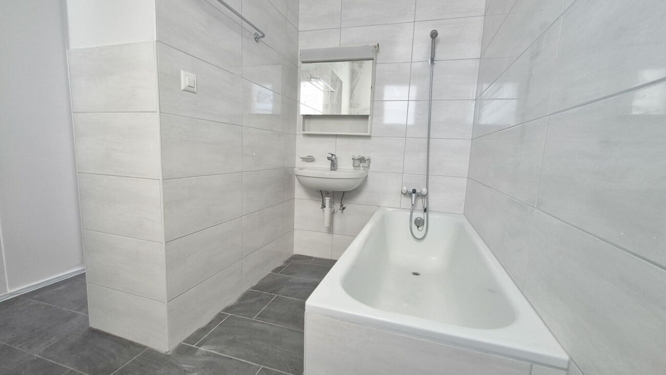 Lumineux appartement de 3.5 pièces, cuisine et salle de bains neuves - 1er loyer offert