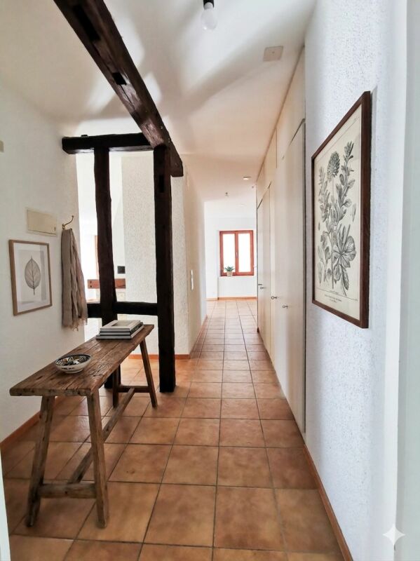 Grand appartement de 4.5 pièces avec cheminée
