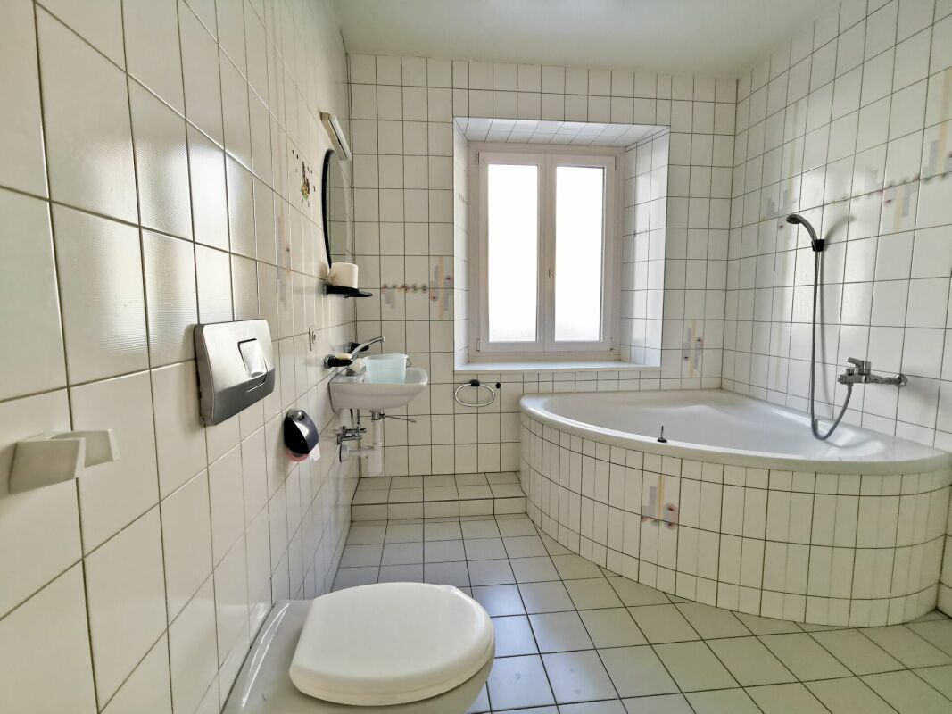 Grand appartement de 4.5 pièces avec cheminée