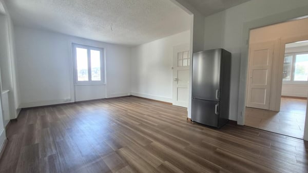 Appartement de 4 pièces avec balcon au Locle 3