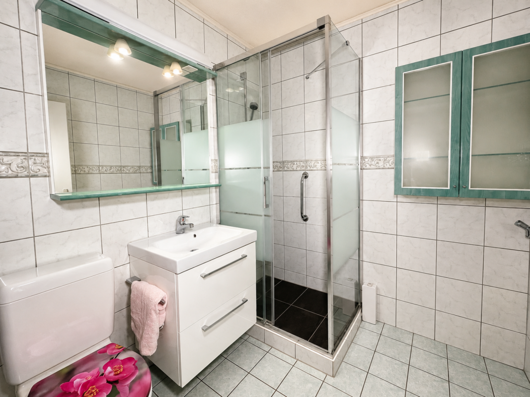 Appartement de 3 pièces avec véranda et situation privilégiée
