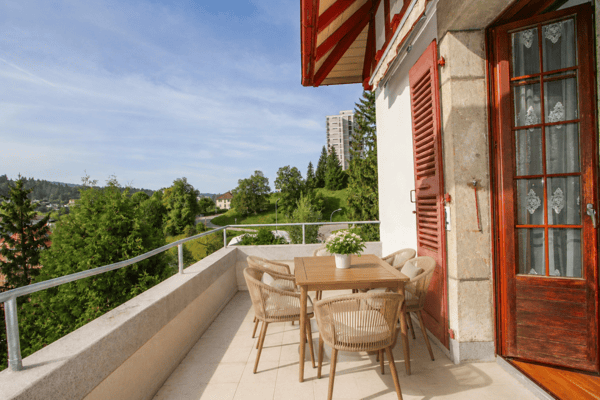 Propriété de caractère dans son écrin de verdure 3