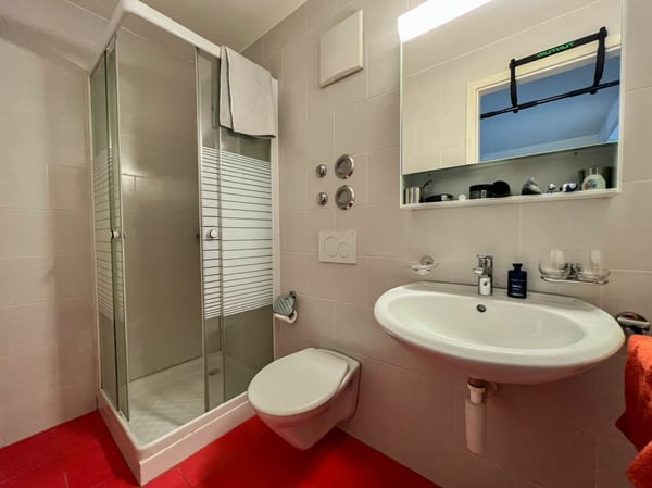Bel appartement de 4.5 pièces avec jardin privatif 8