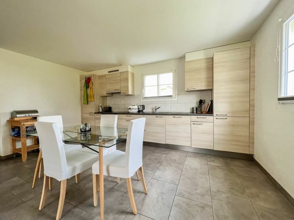 Bel appartement de 4.5 pièces avec jardin privatif 3