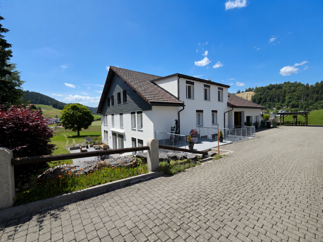 Magnifique appartement de 4.5 pièces entièrement rénové