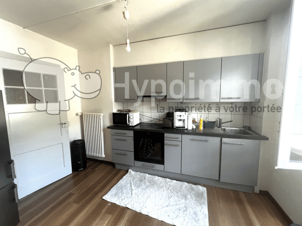 Charmant appartement de 3 pièces au 2ème étage avec balcon