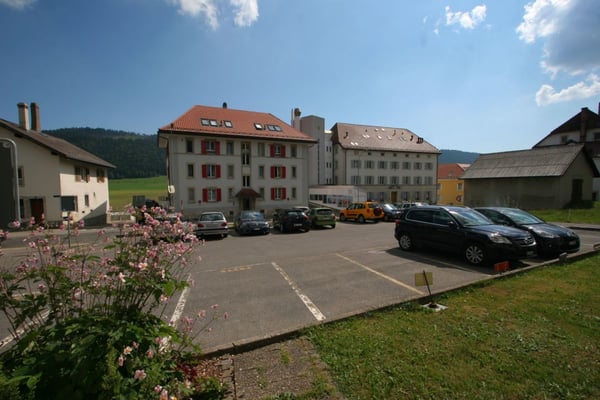 Local commercial au centre du village 3