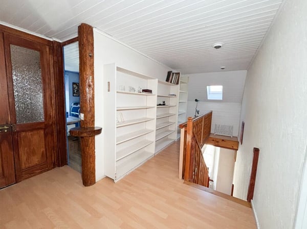 Superbe appartement en duplex de 7.5 pièces 12