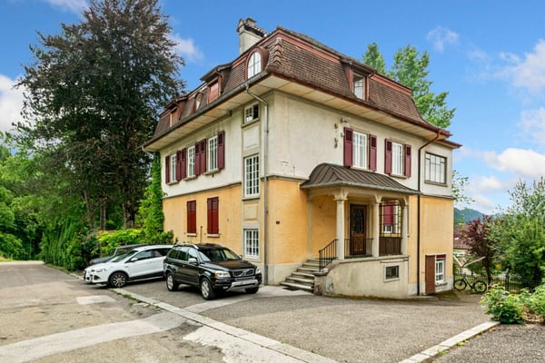 Maison de maître de 4 appartements avec piscine 5