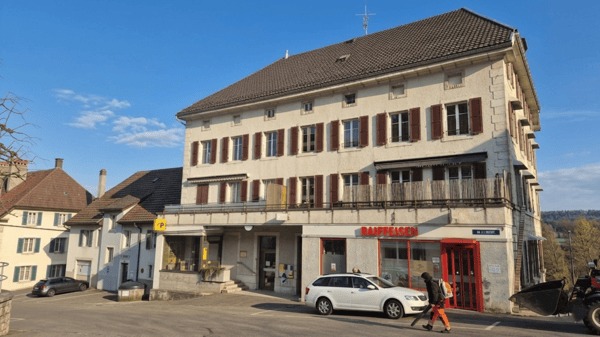 Local commercial / bureaux au coeur des Ponts-de-Martel 12