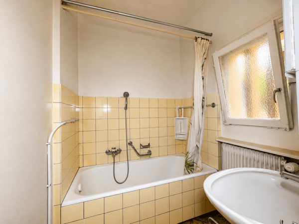 Maison familiale de 3 appartements à rénover 8