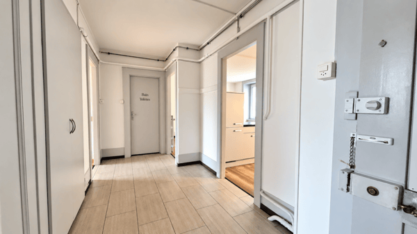 Charmant appartement de 3 pièces au rez supérieur avec fibre optique 7