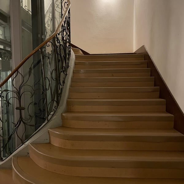 Joli appartement avec grand salon 2