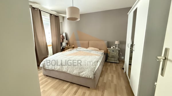 A VENDRE Appartement de 1.5 pièces et garage en PPE 8