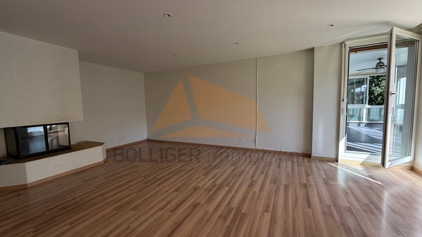 A VENDRE APPARTEMENT DE 1.5 PIÈCES EN PPE ET PLACE DE PARC INTÉRIEURE 1