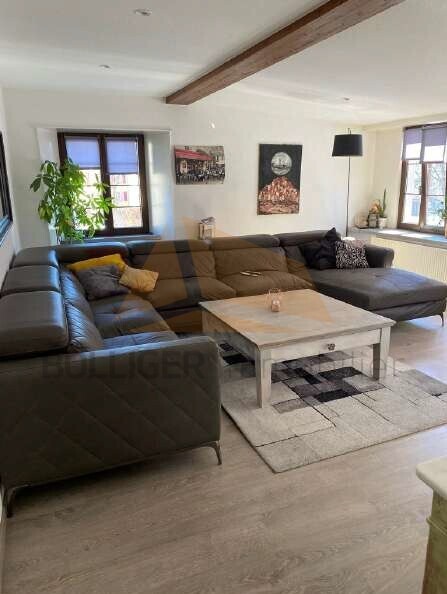 A VENDRE TRÈS BEL IMMEUBLE MIXTE 8
