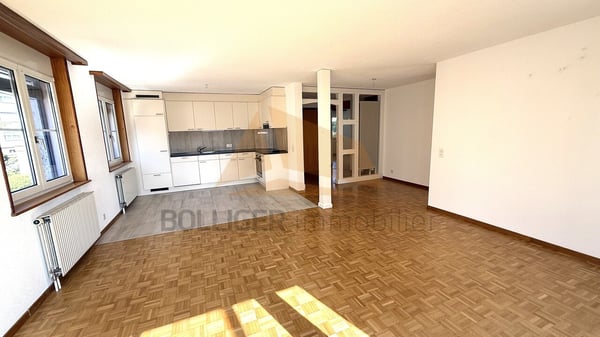 A VENDRE Appartement 3.5 pcs en PPE avec balcon 6