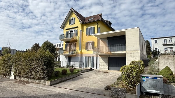 A VENDRE MAISON FAMILIALE DE 2 APPARTEMENTS AVEC GARAGE 13