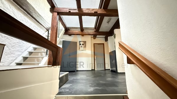 A VENDRE APPARTEMENT DE CARACTÈRE DE 3.5 PIÈCES ET COMBLES AMÉNAGÉS 1