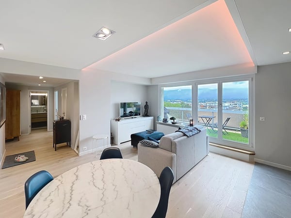 Penthouse 2 ch rénové au Grand-Saconnex 2