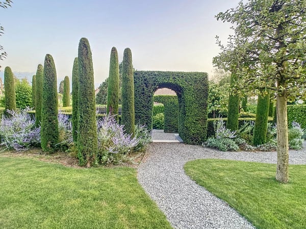 Vue lac et élégance intemporelle 11