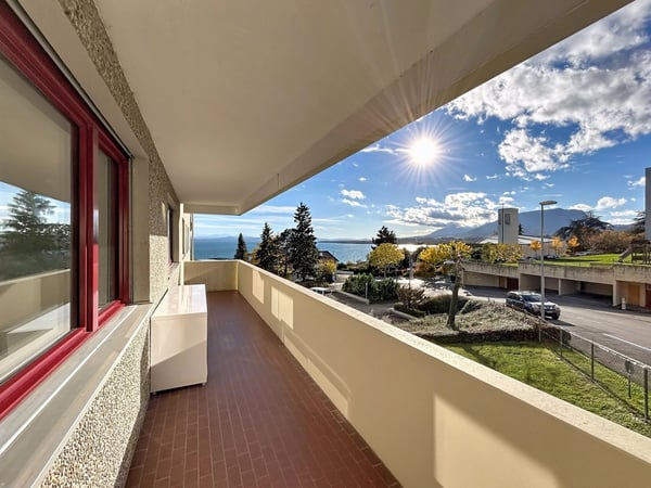 Appartement à Neuchâtel avec vue lac et alpes 1