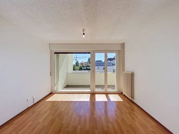 Lumineux 3.5 pièces avec balcon et vue à Neuchâtel 3