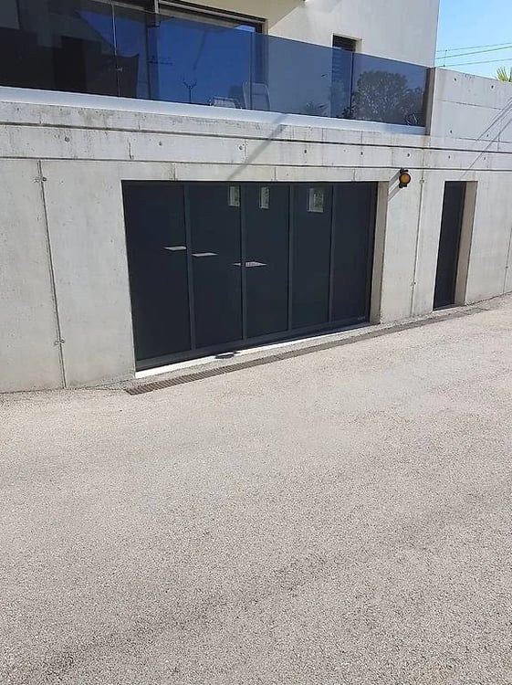 Place de parking dans garage souterrain
