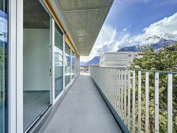 Attique lumineux avec vaste balcon 10