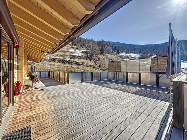 Luxueux et atypique chalet avec vue panoramique 9