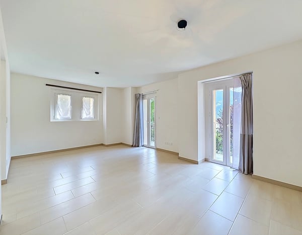 Exclusivité - Splendide maison de village rénovée, jardin et piscine 4