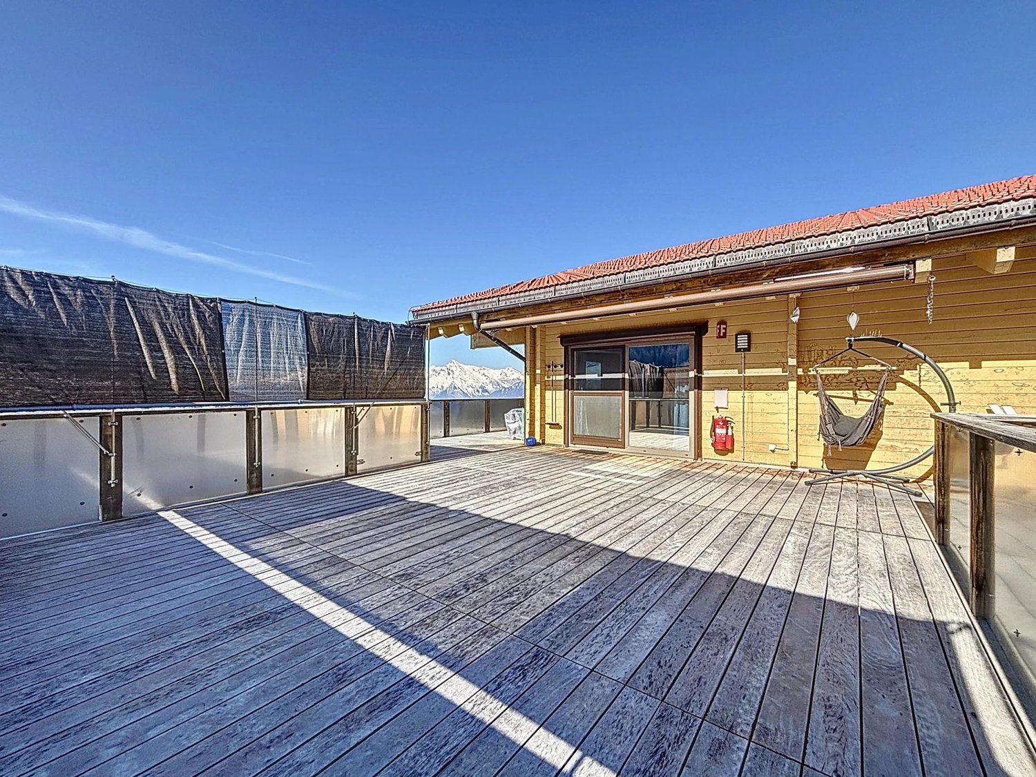 Immobilie in Vernamiège - Luxueux et atypique chalet avec vue panoramique - Bild 2