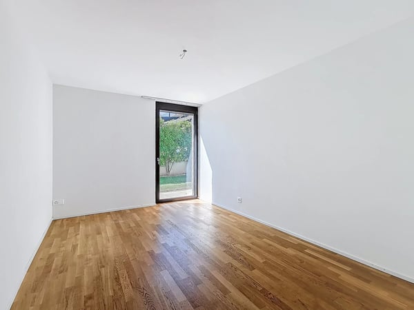 Appartement de 1.5 pièces dans le calme de Chessel 6