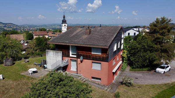 Maison composée de deux appartements 13