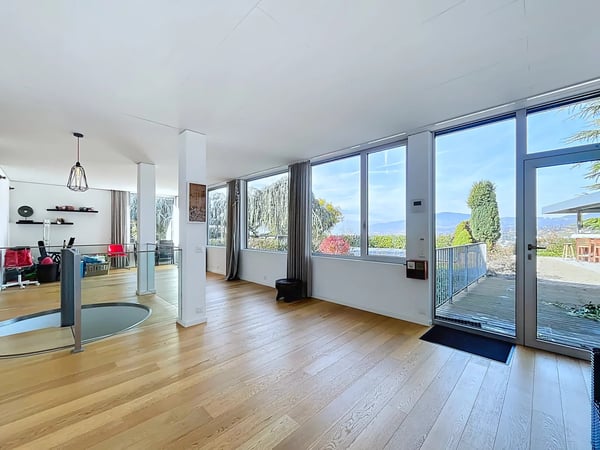 Propriété familiale modulable avec 3 logements 2