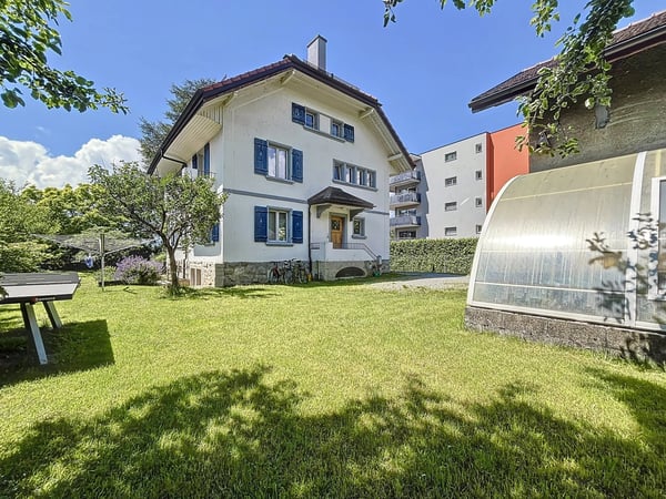 Maison à vendre avec potentiel de rendement locatif 2