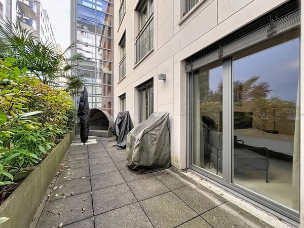 Spacieux 4.5 pièces dans résidence moderne avec balcon et terrasse 11