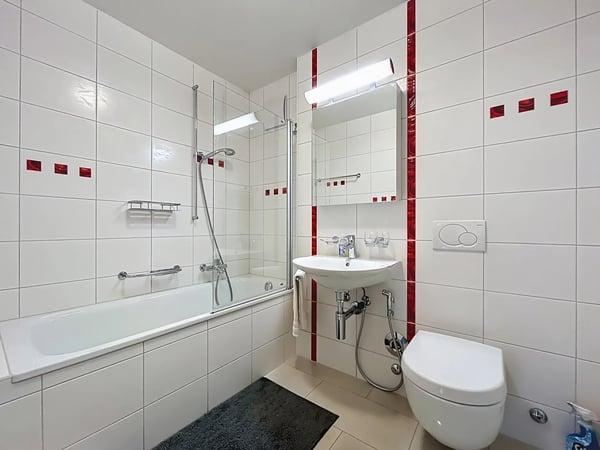 Spacieux 4.5 pièces dans résidence moderne avec balcon et terrasse 7