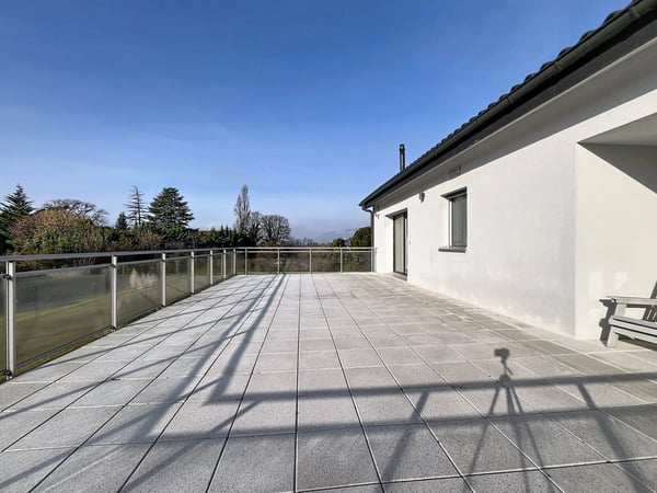 Villa lumineuse proche École Internationale 6