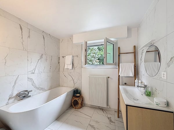 Très belle rénovation pour cette maison de village 8