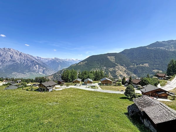 Chalet avec vue à couper le souffle 13