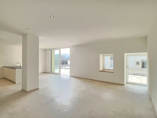 24 29 Magnifique appartement de 4.5 pièces au rez - Grande terrasse 1