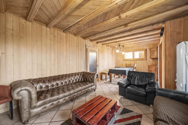 Duplex apartment with 5 rooms in the center of the village! 9